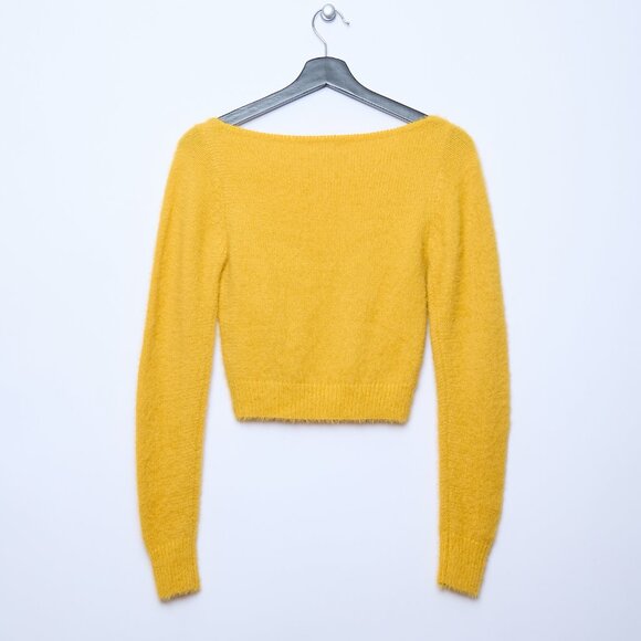 Superdown Kendra Crop Top Fuzzy Knit V-Neck Sweater Marigold S revolve - Picture 3 of 8